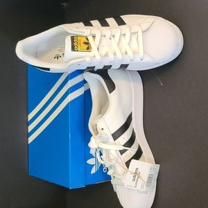NEW adidas Originals Women's Superstar Sneaker